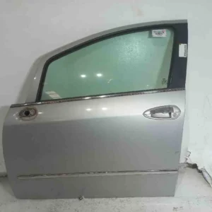 Portas Completa Lado Esquerdo, Parabrisa, Vidro Traseiro, Vidros Portas direita e Vidros vigia Linea 2010
