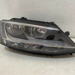 Par Farol Jetta 2016